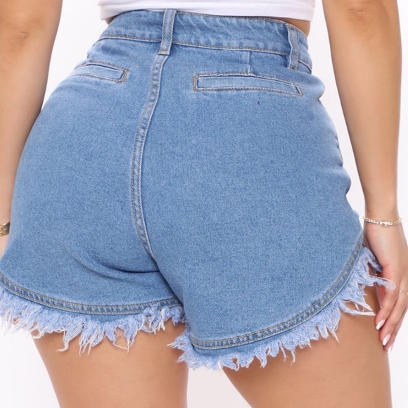 BRAND NEW | FN High Waisted Frayed Shorts - Picture 3 of 6